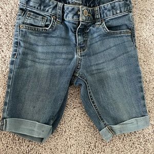 Cat and Jack boys Bermuda denim Jean shorts size 7 / 8